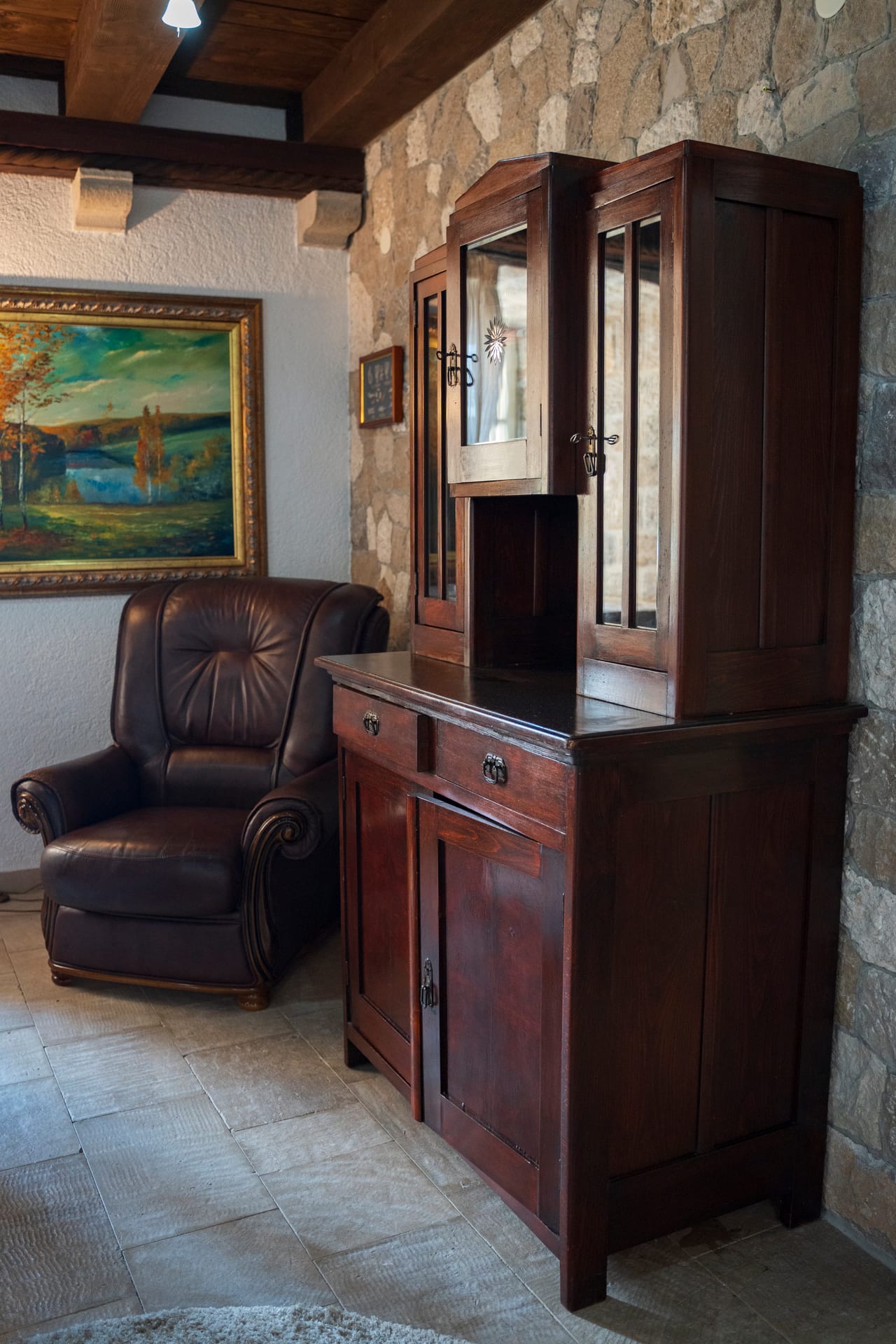 Stone & Beam interior — photo 17